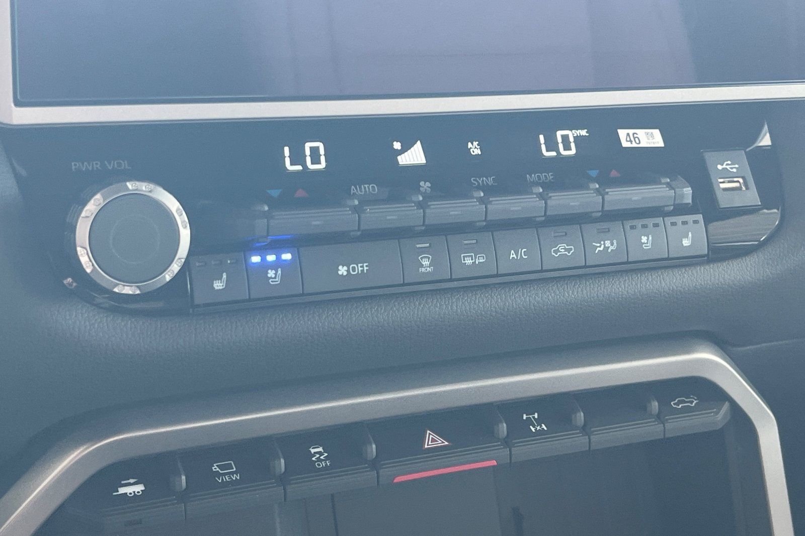 New 2026 Toyota Tundra Limited AWD/4WD image 16