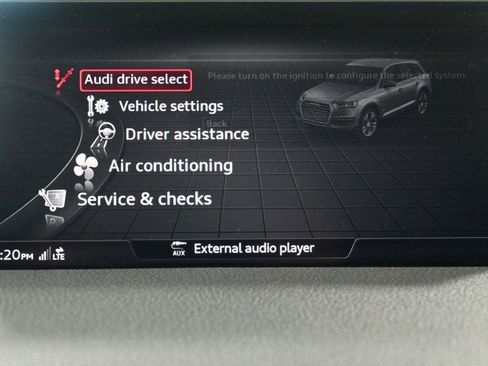 Used 2018 Audi Q7 3.0T Premium Plus w/ Premium Plus Package AWD/4WD image 29