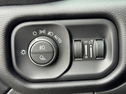 Used 2021 RAM 2500 Laramie AWD/4WD image 19
