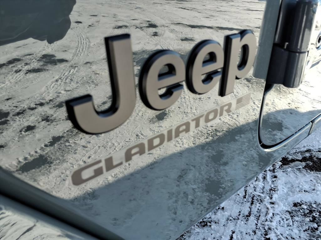 New 2026 Jeep Gladiator Sport AWD/4WD image 16