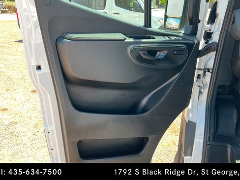 Used 2026 Mercedes-Benz Sprinter 2500 image 11