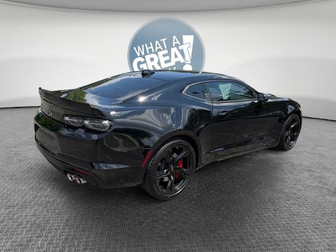 Used 2024 Chevrolet Camaro SS RWD image 3
