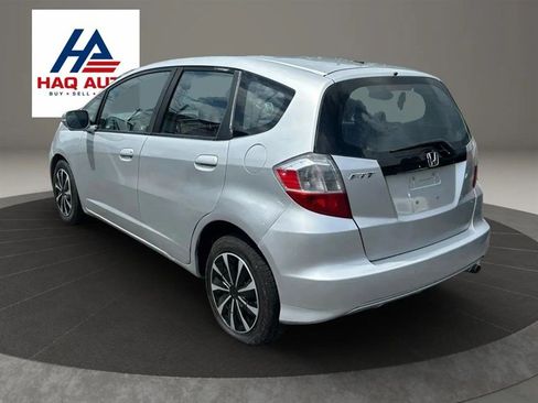 Used 2013 Honda Fit image 7
