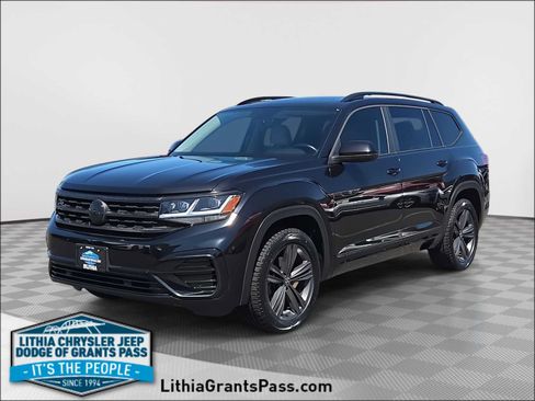 Used 2021 Volkswagen Atlas SE w/ Panoramic Sunroof Package FWD image 1