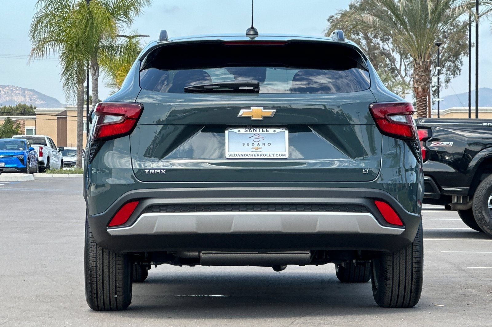 New 2026 Chevrolet Trax LT w/ Sunroof Package FWD image 5