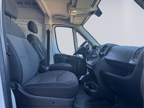 Used 2016 RAM ProMaster 2500 w/ Interior Convenience Group image 16