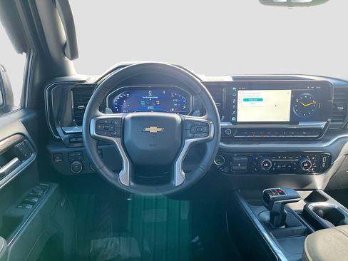 Used 2025 Chevrolet Silverado 1500 LTZ AWD/4WD image 23