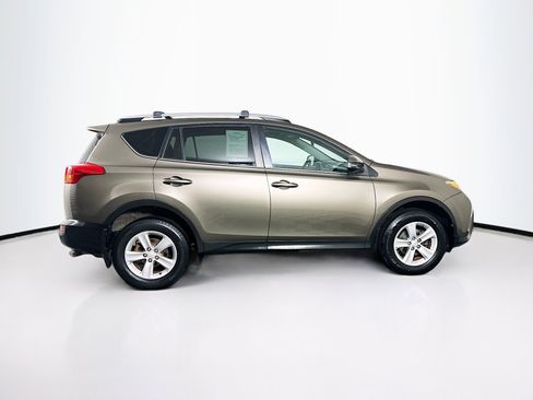 Used 2013 Toyota RAV4 XLE image 10
