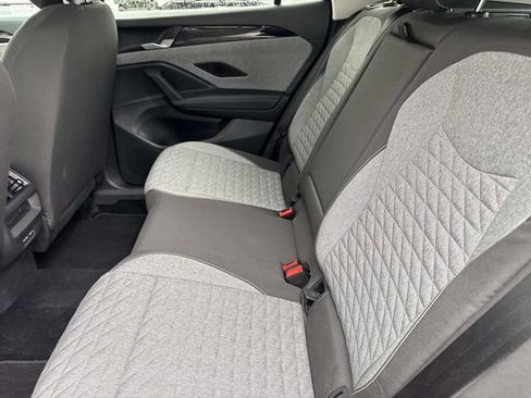 Used 2025 Volkswagen Tiguan S image 21