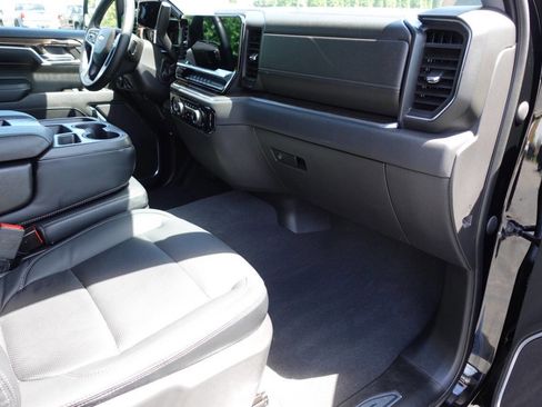 Used 2023 Chevrolet Silverado 1500 LT AWD/4WD image 34