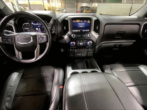 Used 2023 GMC Sierra 3500 Denali w/ Denali Ultimate Package image 15