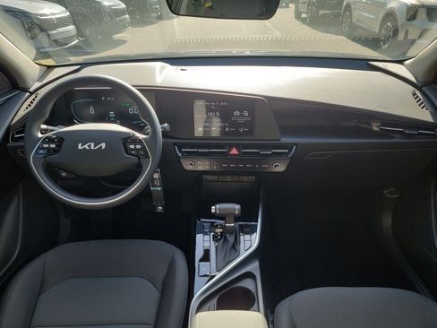 New 2026 Kia Niro LX FWD image 17