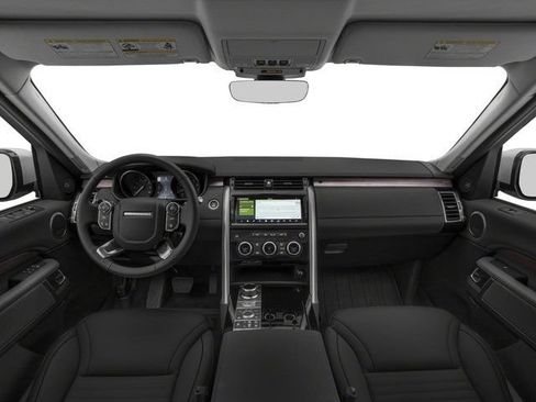 Used 2018 Land Rover Discovery HSE AWD/4WD image 8