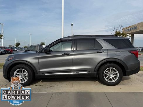 Used 2025 Ford Explorer Active RWD image 8