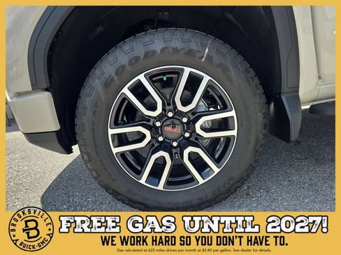 New 2026 GMC Sierra 1500 AT4 w/ AT4 Premium Package AWD/4WD image 30