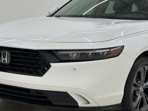 Used 2024 Honda Accord EX-L image 12