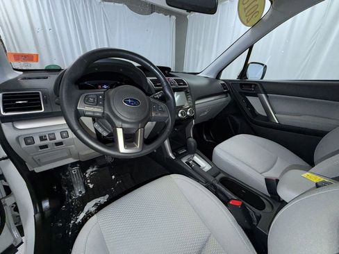Used 2018 Subaru Forester 2.5i Premium image 11