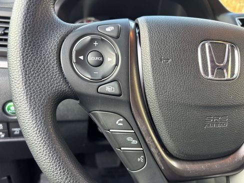 Used 2021 Honda Ridgeline Sport image 16