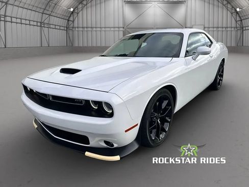 Used 2022 Dodge Challenger GT RWD image 13