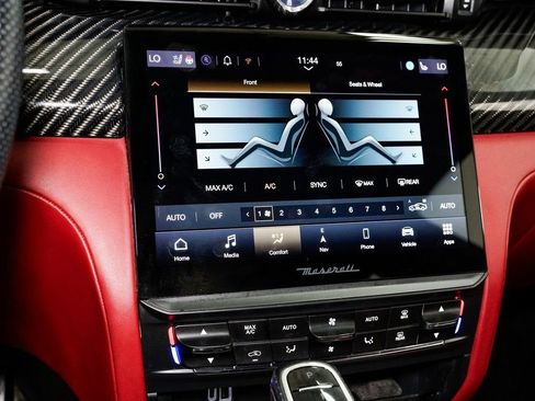 Used 2021 Maserati Quattroporte S GranSport Q4 image 21