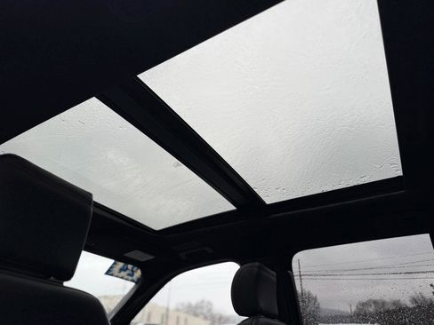 Used 2024 Ford Expedition Max Platinum image 26