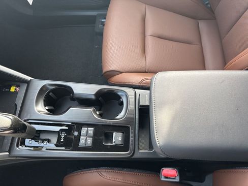 New 2026 Subaru Outback Touring XT image 18