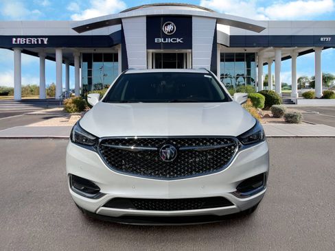 Used 2021 Buick Enclave Avenir w/ Avenir Technology Package FWD image 4