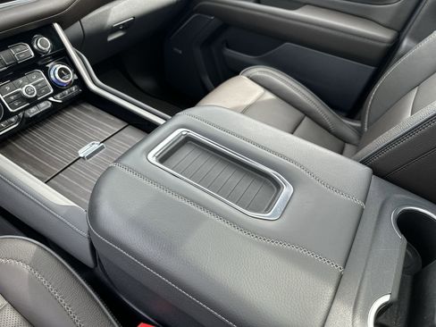 Certified 2023 GMC Yukon XL Denali w/ Max Trailering Package image 20