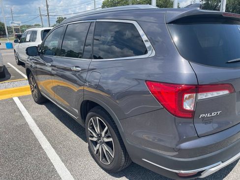 Used 2020 Honda Pilot Touring image 2