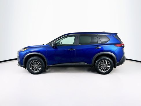 Used 2023 Nissan Rogue S image 4