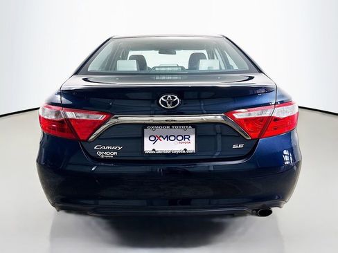 Certified 2017 Toyota Camry SE image 6