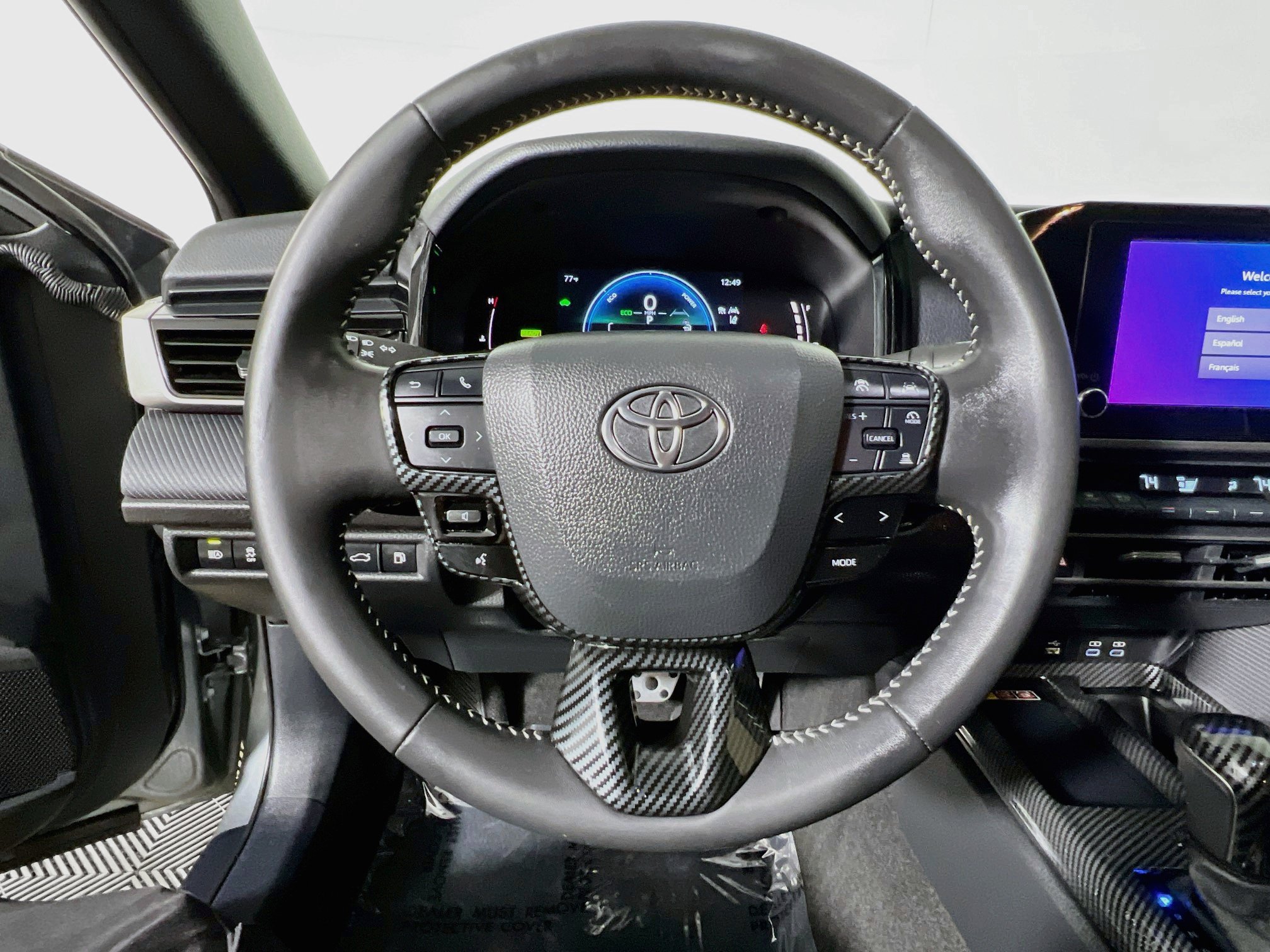 Used 2025 Toyota Camry SE FWD image 18