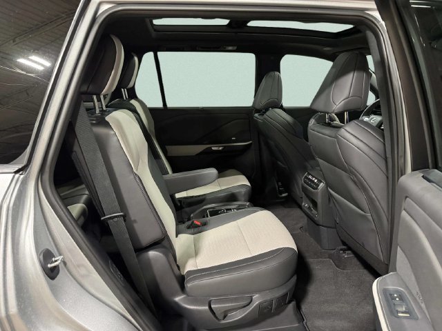 Certified 2025 Lexus TX 350 AWD image 30