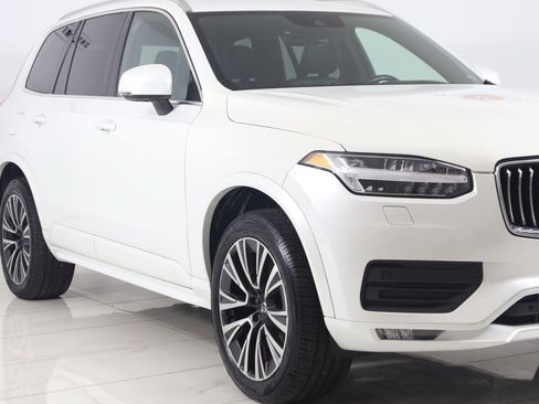 Used 2020 Volvo XC90 T6 Momentum AWD/4WD image 41