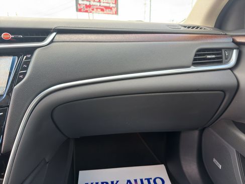Used 2019 Cadillac XTS Luxury FWD image 29