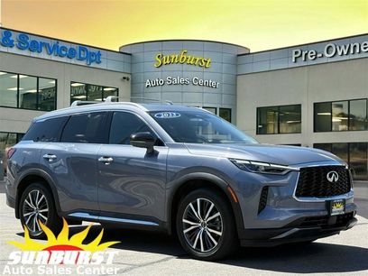 Used 2023 INFINITI QX60 Sensory w/ Cargo Package