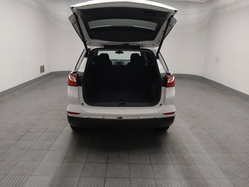 Used 2021 Chevrolet Equinox LT FWD image 29