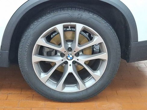 Certified 2022 BMW X5 xDrive40i w/ Premium Package image 6