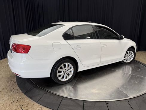 Used 2013 Volkswagen Jetta SE FWD image 9