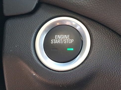 Used 2023 Chevrolet Equinox LT image 26