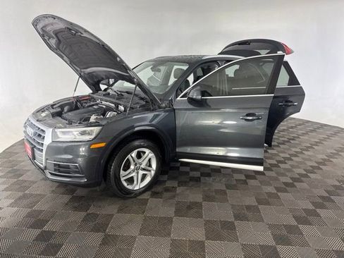 Used 2018 Audi Q5 2.0T Premium Plus w/ Premium Plus Package AWD/4WD image 10