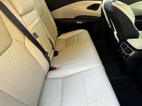 Used 2023 Lexus RX 350 w/ Cold Area Package AWD/4WD image 40