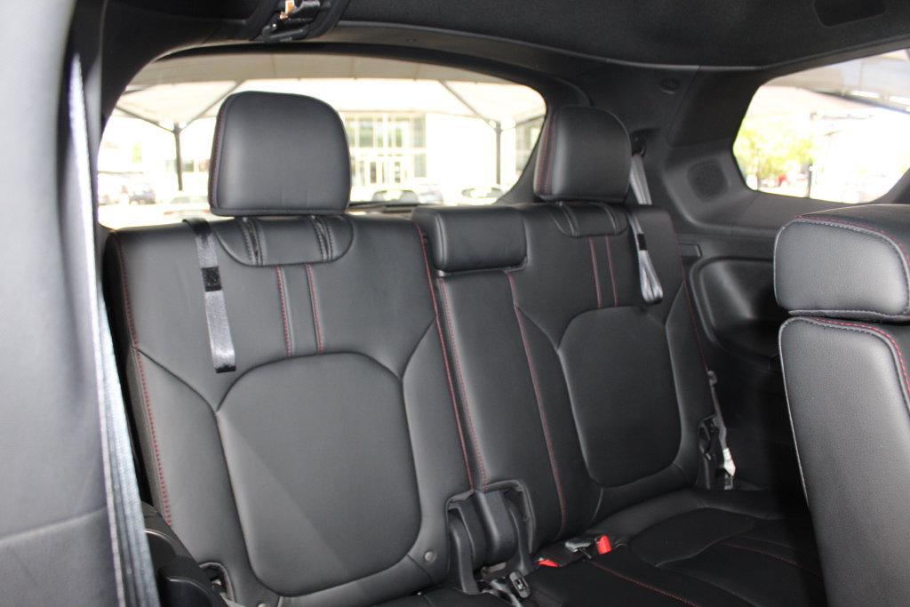 Used 2025 Honda Pilot Black Edition image 63