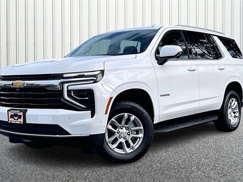 New 2026 Chevrolet Tahoe LS image 7