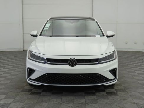 New 2025 Volkswagen Jetta SEL image 2
