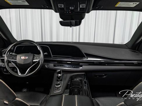 Used 2021 Cadillac Escalade Sport w/ Driver Assist Tech Package image 33