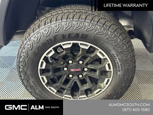 New 2026 GMC Canyon AT4 AWD/4WD image 19