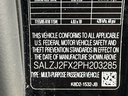 Used 2023 Land Rover Range Rover Evoque S image 23