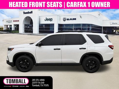 Used 2025 Honda Pilot TrailSport image 4