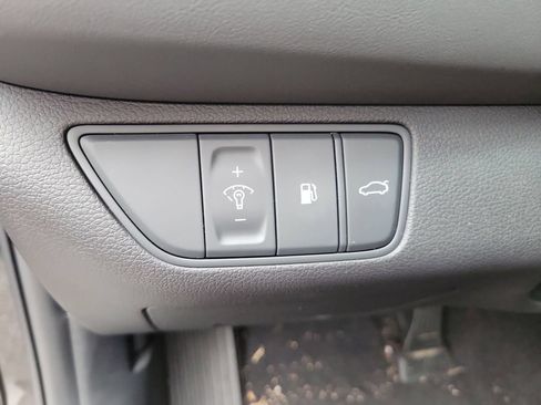 Used 2026 Genesis G70 2.5T Prestige RWD image 20
